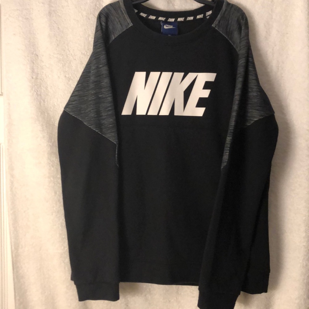 Nike long sleeve shirt